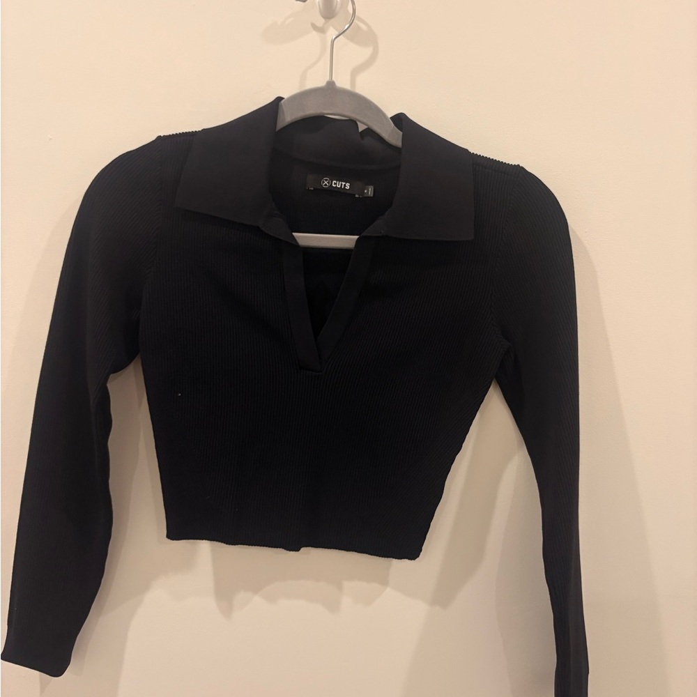 Cuts Clothing Black Cropped Shirt